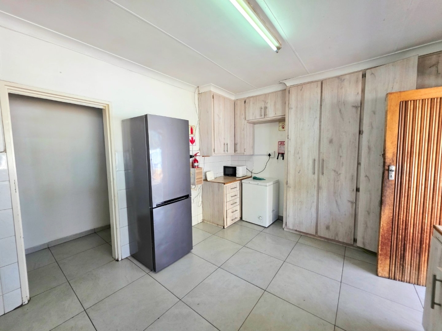 17 Bedroom Property for Sale in Universitas Free State